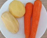 Foto del paso 4 de la receta: Guiso de alcachofas con habas y costilla