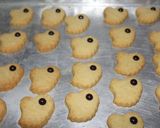 Foto langkah ke 4 dari resep Milk butter cookies 3 bahan.