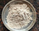 A picture of step 1 of Ragi Gudpapadi.