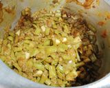 A picture of step 4 of Kachi curry Gavar (cluster beans).