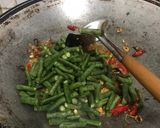 Foto langkah ke 3 dari resep Tumis Kacang Panjang.