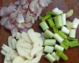 Foto langkah ke 1 dari resep Soto Ayam (bumbu iris).
