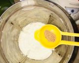 A picture of step 4 of Banana crepes.