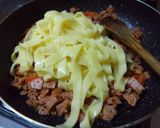 Pas rețetă Tagliatelle cu carne presată 2 fotografie