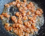 Foto del paso 2 de la receta: Fetuccini con Camarones (Lemon Garlic)