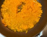 A picture of step 2 of Noodle Frittata with Pumpkin 🍜🎃🥚.