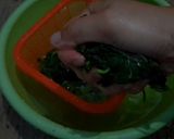Foto langkah ke 2 dari resep Daun Singkong Kuah Santan.