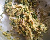 A picture of step 5 of Puffed rice vada.