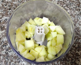 Foto del paso 1 de la receta: Galletitas veganas de manzana -con pasas- saludables sin TACC :)