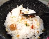Foto langkah ke 5 dari resep #6 Nasi Goreng Citarasa Udang.
