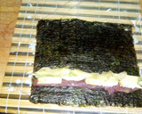 Foto del paso 4 de la receta: Rollos de arroz sushi makis
