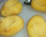 Foto del paso 1 de la receta: Patatas rellenas de jamón y huevo