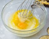 Foto langkah ke 4 dari resep BANANA CAKE(CAKE PISANG).