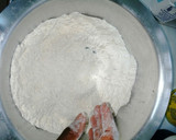 A picture of step 2 of Soft, layered onion chapati.