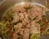 Foto del paso 1 de la receta: Arroz meloso de pollo con champiñones