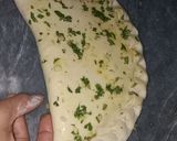 A picture of step 5 of Cheesy garlic bread.