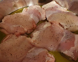 Foto del paso 1 de la receta: Contramuslos de pollo en salsa
