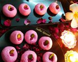 भाईदूज स्पेशल रोज़ संदेश (Bhai Dooj special Rose Sandesh recipe in hindi) रेसिपी चरण 9 फोटो