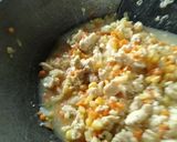 Foto langkah ke 3 dari resep *Chicken Pie*.