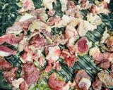 Hình bước làm 2 của món Măng Xào Thịt Vai Heo Rừng