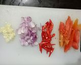 Foto langkah ke 2 dari resep Tumis Pakcoy Kuah Telur.