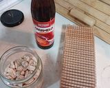 Foto del paso 1 de la receta: Pastel de natillas con galleta
