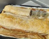 A picture of step 4 of Jablková štrudla/Apple strudel.