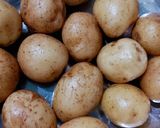 Foto langkah ke 1 dari resep Gamja Jorim 감자조림 (Korean Braised Baby Potatoes).