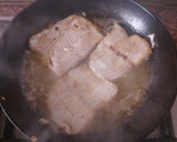 Foto del paso 3 de la receta: Merluza al ajillo