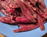 Une image de l'étape 1 de Boeuf sauté asiatique aux spaghettis en cocotte 😃.