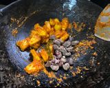 Foto langkah ke 7 dari resep Sambal goreng ati ampela nanas.