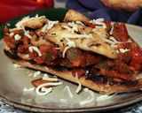 Foto del paso 7 de la receta: Tostada con Pisto (y pollo estilo Gyros)