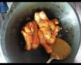 Foto langkah ke 4 dari resep Ayam Bumbu Merah#berburucelemekemas#resolusi2019.