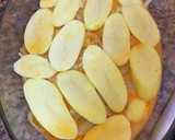 Foto del paso 9 de la receta: Dorada al horno con langostinos macerados y patatas guisadas