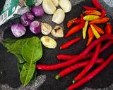 Foto langkah ke 1 dari resep Pecak Terong Bakar Pedas Santan.
