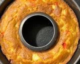 Une image de l'étape 3 de Couronne aux pommes et pralines de Lyon.