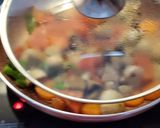 Foto del paso 1 de la receta: Conejo con patatas estofadas y champiñones