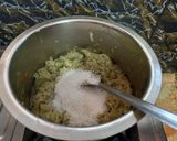 लौकी का हलवा (Lauki Halwa Recipe In Hindi) रेसिपी चरण 2 फोटो