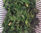 Foto langkah ke 3 dari resep Lalap Daun Singkong dan Daun Pepaya Rebus.