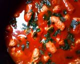 Foto del paso 3 de la receta: Salsa roja de salchichas al vino blanco