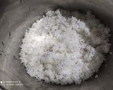 नारळाच्या दुधातल्या शेवया (आंबा फ्लेवर्ड) (dudhatlya seviya recipe in marathi) रेसिपी स्टेप 1 फोटो