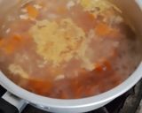 Foto langkah ke 4 dari resep Sup Bihun Telur Kembang Tahu.
