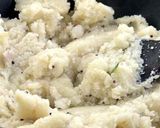 સ્વાદીષ્ટ ઉપમા (Upma Recipe In Gujarati) રેસીપી સ્ટેપ4ફોટો