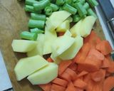Foto langkah ke 2 dari resep Sup sayur.