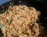 Foto langkah ke 4 dari resep Nasgor ikan asin pedas.