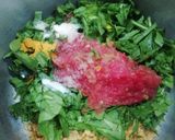 A picture of step 2 of Dal Palak.
