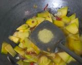Foto langkah ke 5 dari resep Tumis Picung Labu Parang.