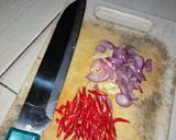 Foto langkah ke 3 dari resep Tumis jamur putih.