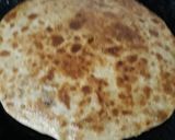 A picture of step 4 of Bhel Namkeen Aalu Parantha.