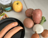 Foto del paso 1 de la receta: Ensalada alemana (kartoffelsalat) con salchichas de queso ahumadas (Bockwurst)